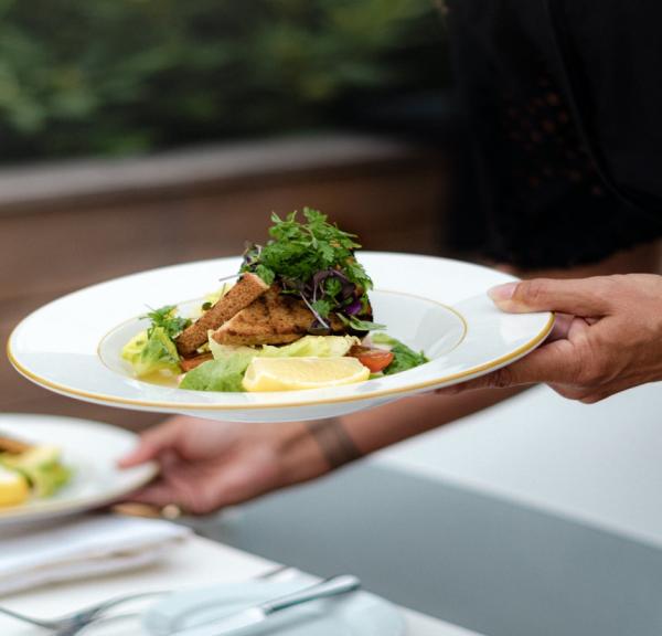 Middag på terrassen på Hotel de Ville i Gilleleje